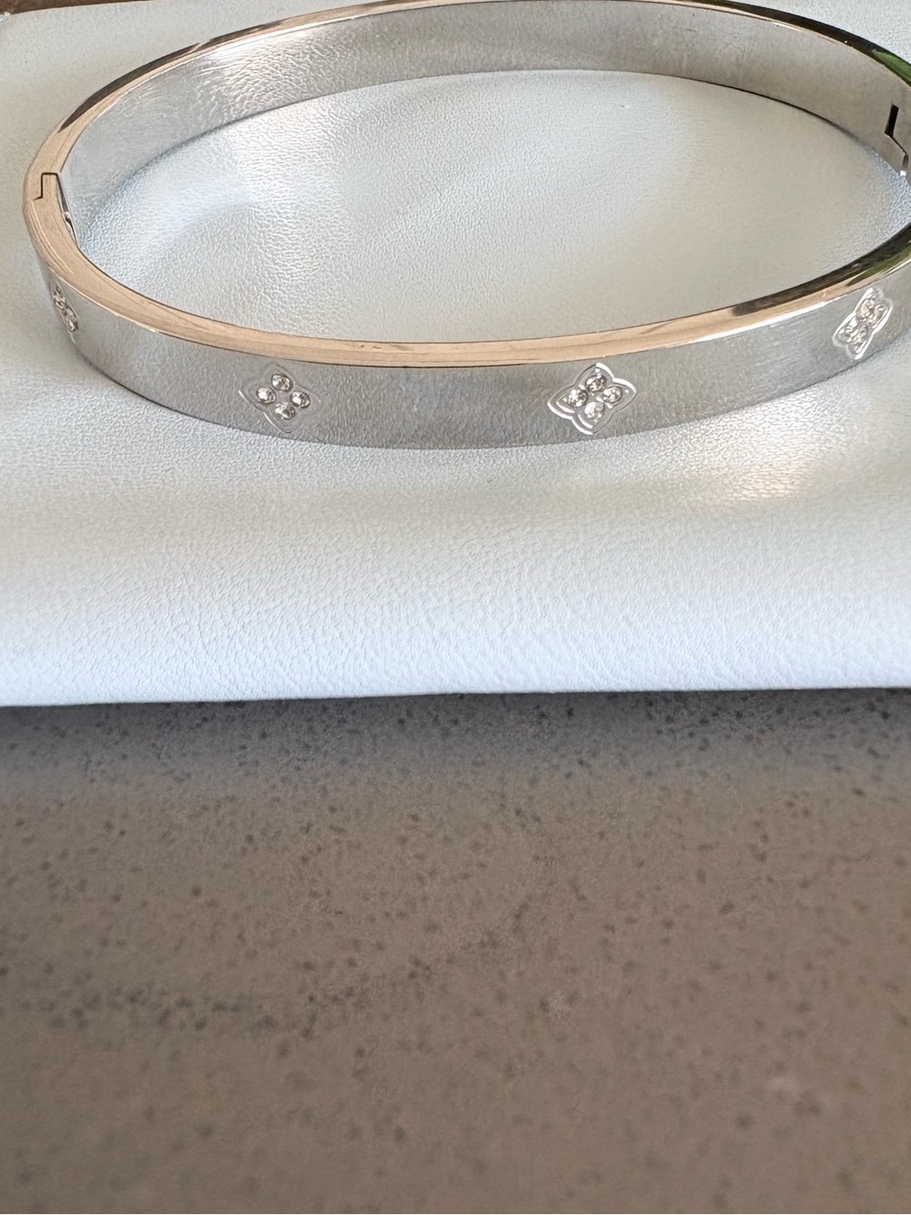 Clover Cuff Silver Bangle